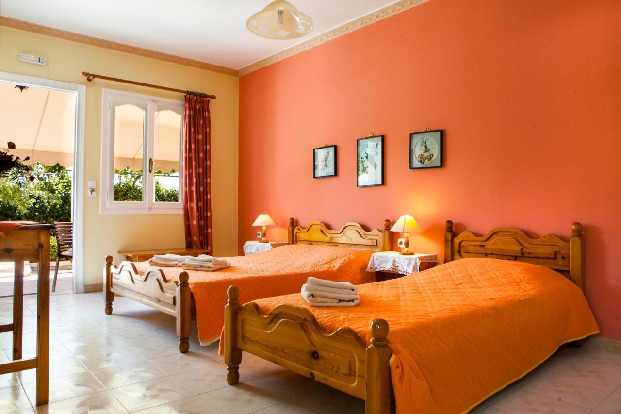 Tzivras Villa & Apartments Lassi  Zimmer foto