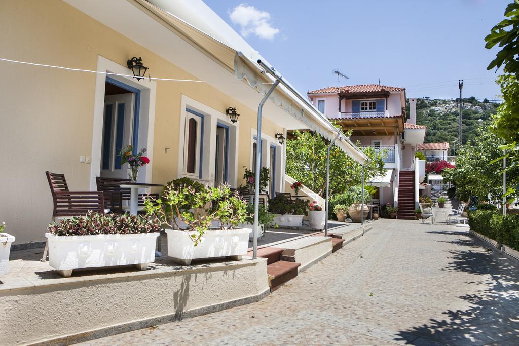 Tzivras Villa & Apartments Lassi  Exterior foto